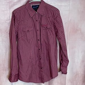 Wrangler collared long sleeve medium western shirt
